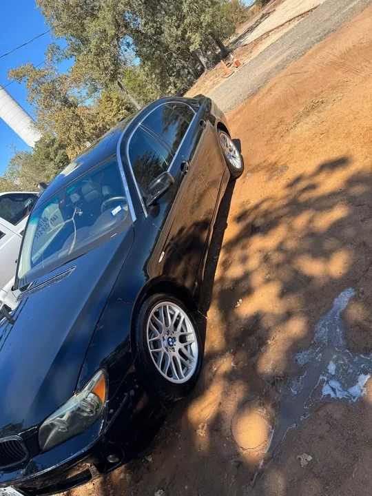 2006 BMW E65/E66 750i & 760i Sedan - Image 2 of 6