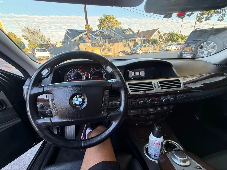 2006 BMW E65/E66 750i & 760i Sedan - Image 13 of 14