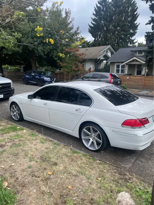 2006 BMW E65/E66 750i & 760i Sedan - Image 2 of 12