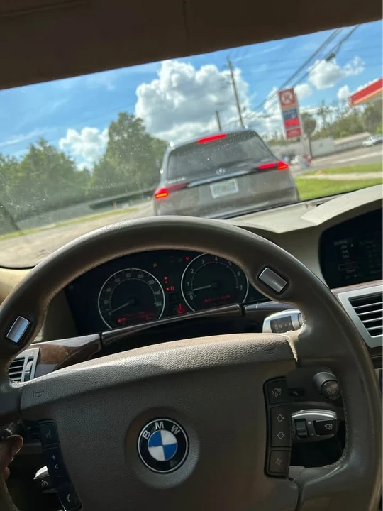 2006 BMW E65/E66 750i & 760i Sedan - Image 9 of 9