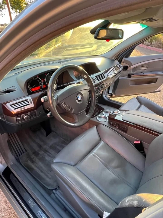 2006 BMW E65/E66 750i & 760i Sedan - Image 15 of 16
