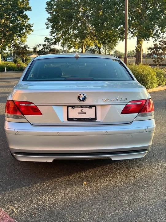 2006 BMW E65/E66 750i & 760i Sedan - Image 5 of 16