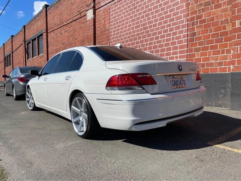 2006 BMW E65/E66 750i & 760i Sedan - Image 2 of 10