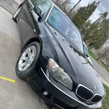 2006 BMW 7 Series 750Li Sedan
