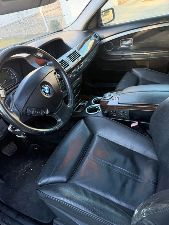 2006 BMW E65/E66 750i & 760i Sedan - Image 4 of 7