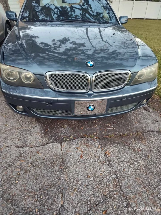 2006 BMW E65/E66 750i & 760i Sedan - Image 2 of 2