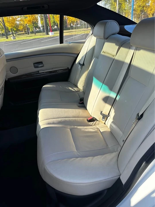 2006 BMW E65/E66 750i & 760i Sedan - Image 7 of 9