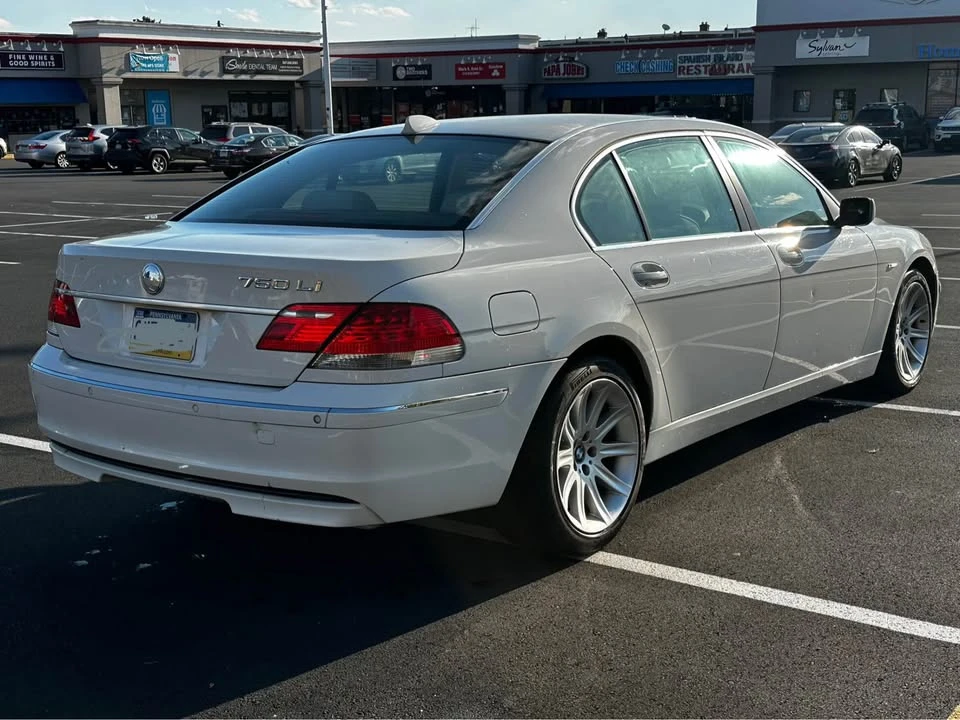 2006 BMW E65/E66 750i & 760i Sedan - Image 3 of 9