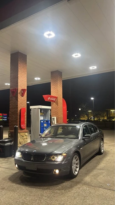 2006 BMW E65/E66 750i & 760i Sedan - Image 16 of 17