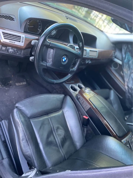 2006 BMW E65/E66 750i & 760i Sedan - Image 13 of 15