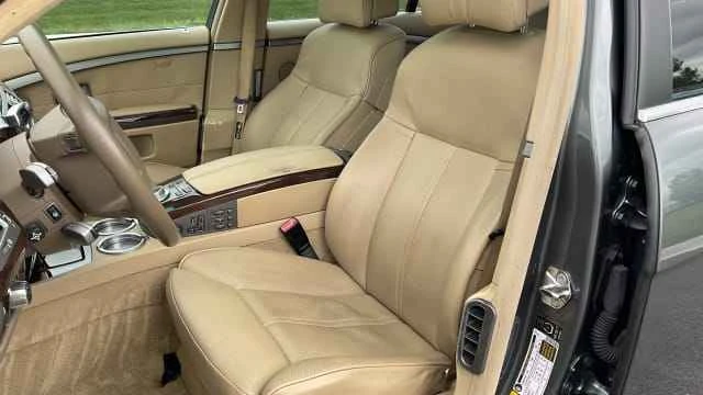 2006 BMW E65/E66 750i & 760i Sedan - Image 8 of 11
