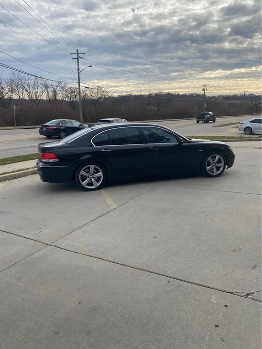 2006 BMW E65/E66 750i & 760i Sedan - Image 2 of 7
