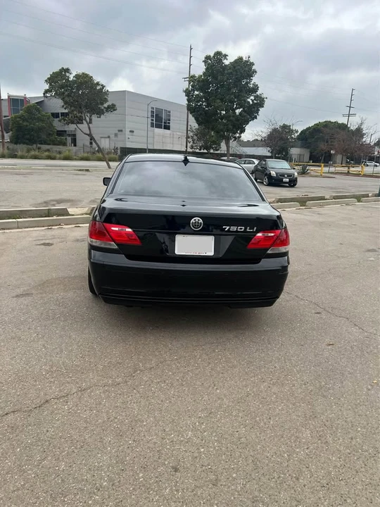 2006 BMW E65/E66 750i & 760i Sedan - Image 3 of 12
