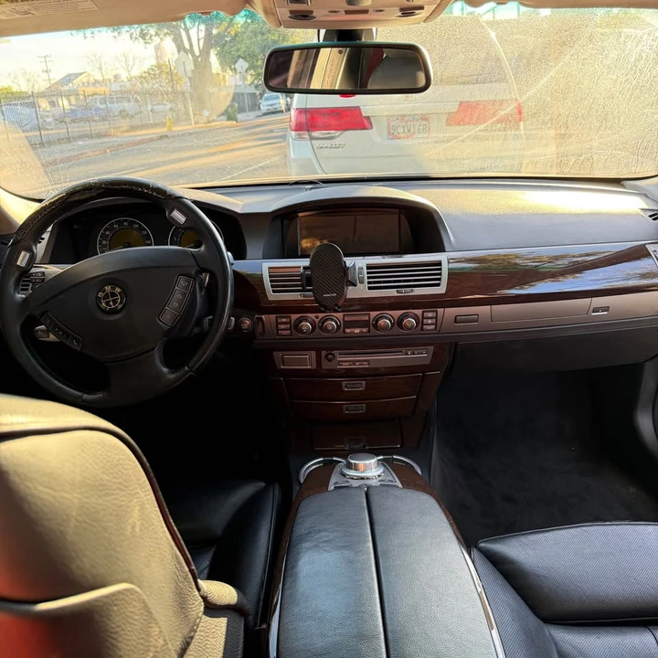 2006 BMW E65/E66 750i & 760i Sedan - Image 7 of 12