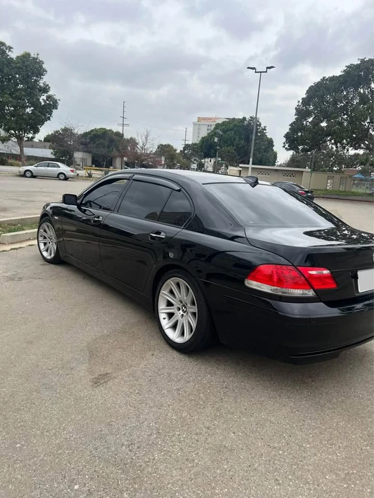 2006 BMW E65/E66 750i & 760i Sedan - Image 5 of 12