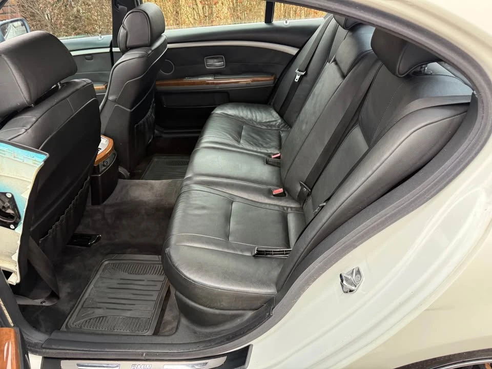 2006 BMW E65/E66 750i & 760i Sedan - Image 13 of 13