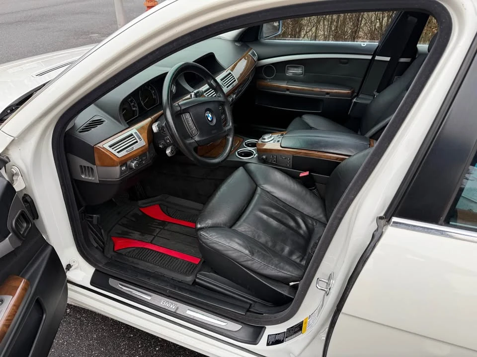 2006 BMW E65/E66 750i & 760i Sedan - Image 9 of 13