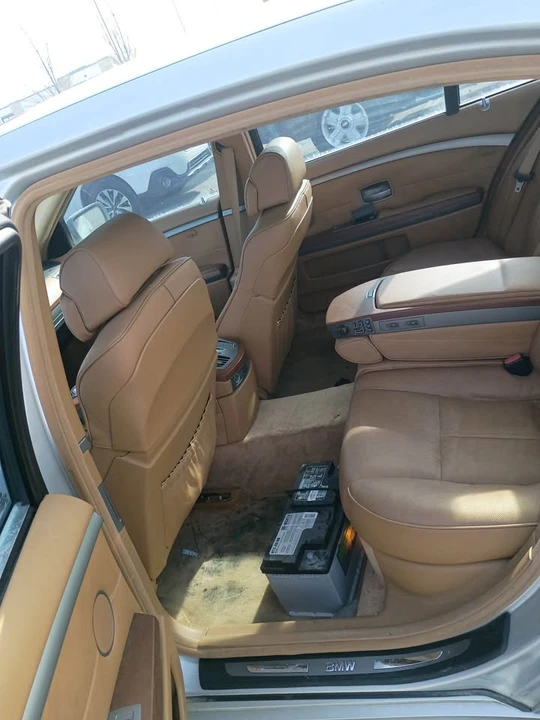 2006 BMW E65/E66 750i & 760i Sedan - Image 8 of 9