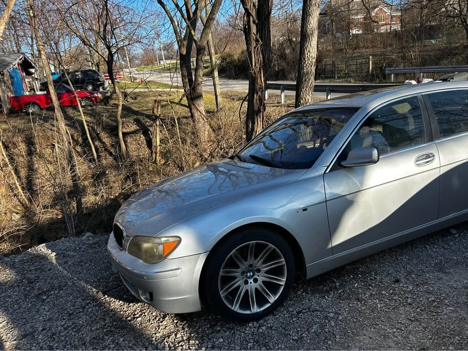 2006 BMW E65/E66 750i & 760i Sedan - Image 3 of 9