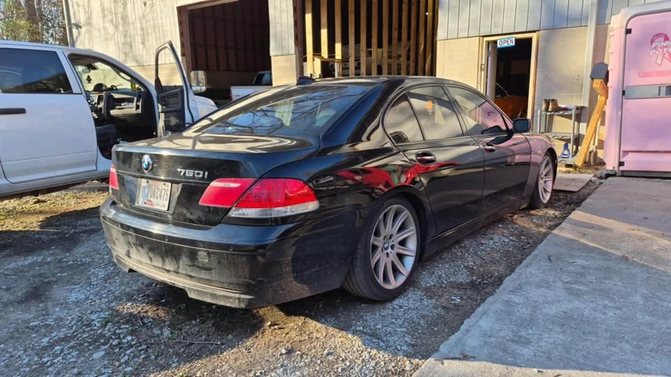 2006 BMW E65/E66 750i & 760i Sedan - Image 4 of 6
