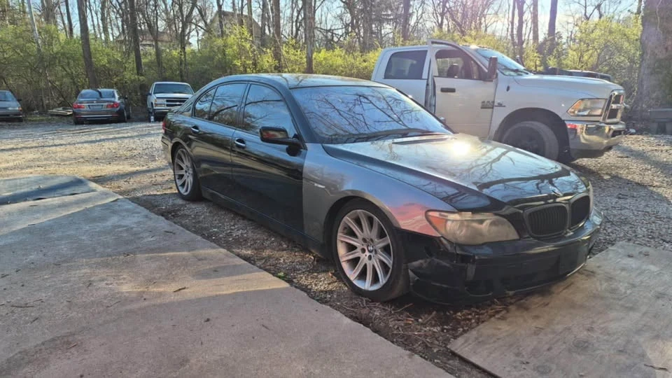 2006 BMW E65/E66 750i & 760i Sedan - Image 3 of 6