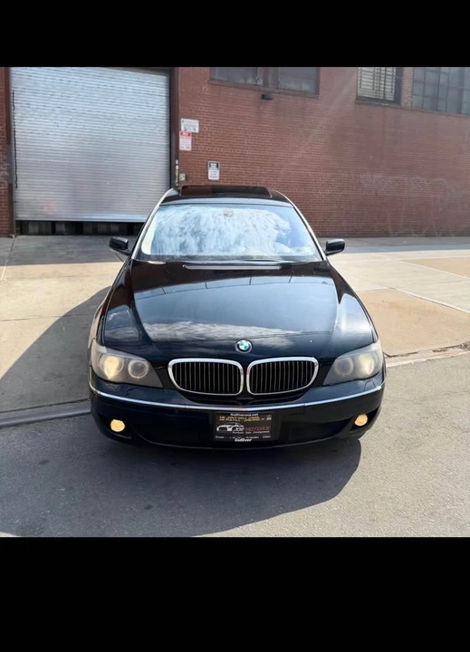 2006 BMW E65/E66 750i & 760i Sedan - Image 2 of 12