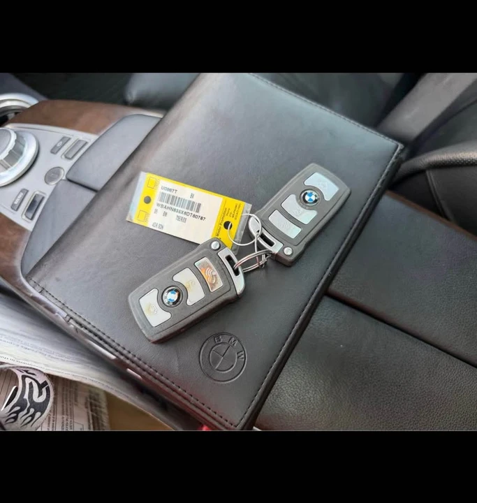 2006 BMW E65/E66 750i & 760i Sedan - Image 8 of 12
