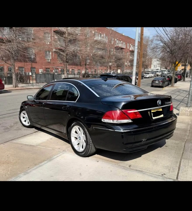 2006 BMW E65/E66 750i & 760i Sedan - Image 4 of 12