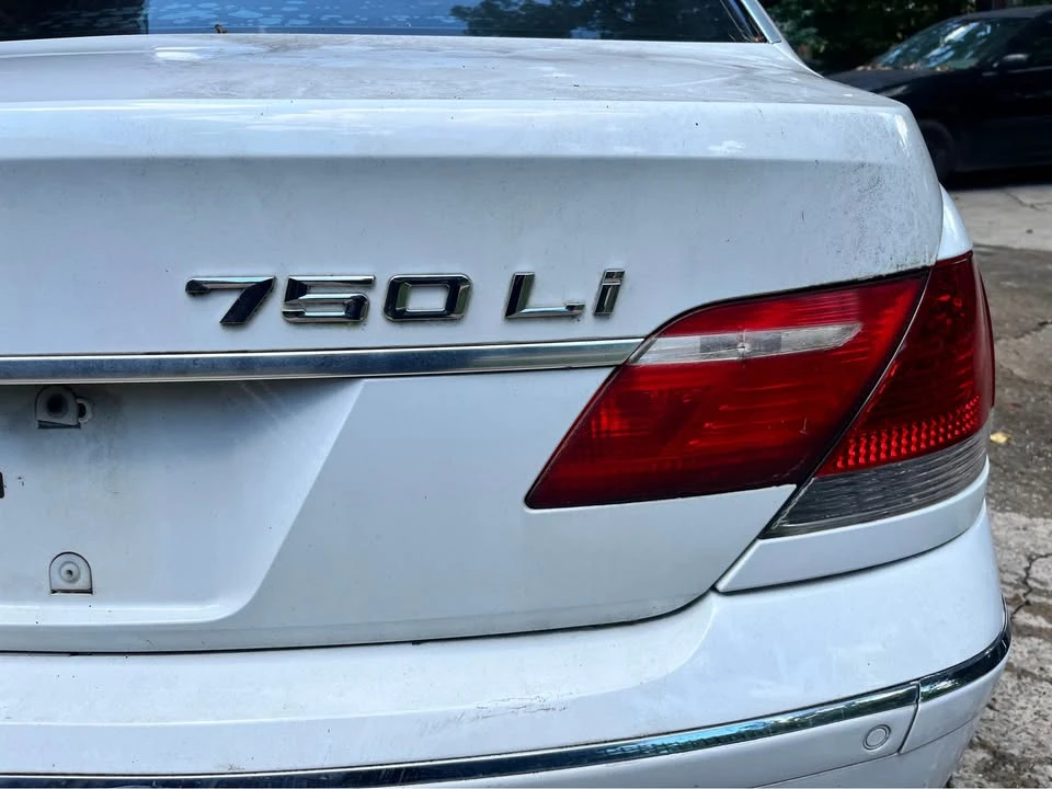 2006 BMW E65/E66 750i & 760i Sedan - Image 3 of 7