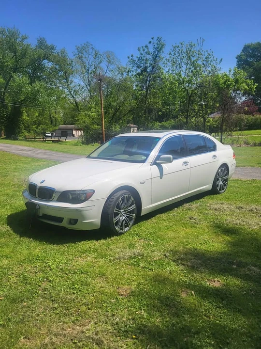 2006 BMW E65/E66 750i & 760i Sedan - Image 3 of 7