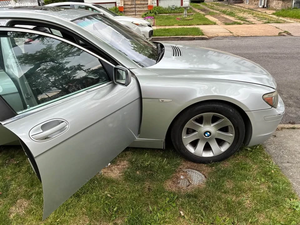 2006 BMW E65/E66 750i & 760i Sedan - Image 6 of 8