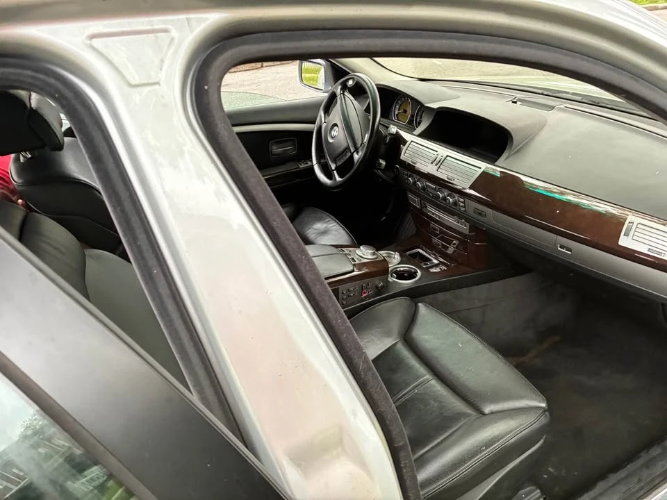 2006 BMW E65/E66 750i & 760i Sedan - Image 7 of 8
