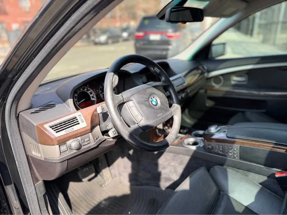 2006 BMW E65/E66 750i & 760i Sedan - Image 7 of 15