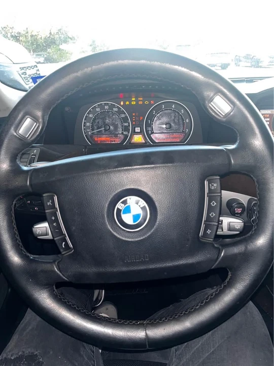 2006 BMW E65/E66 750i & 760i Sedan - Image 11 of 11