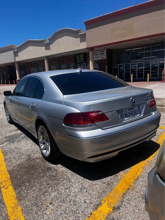 2006 BMW E65/E66 750i & 760i Sedan - Image 6 of 11