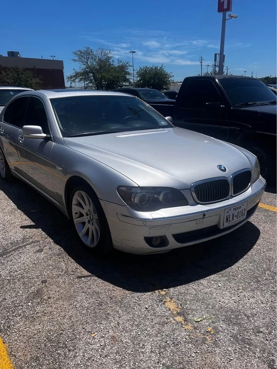 2006 BMW E65/E66 750i & 760i Sedan - Image 8 of 11