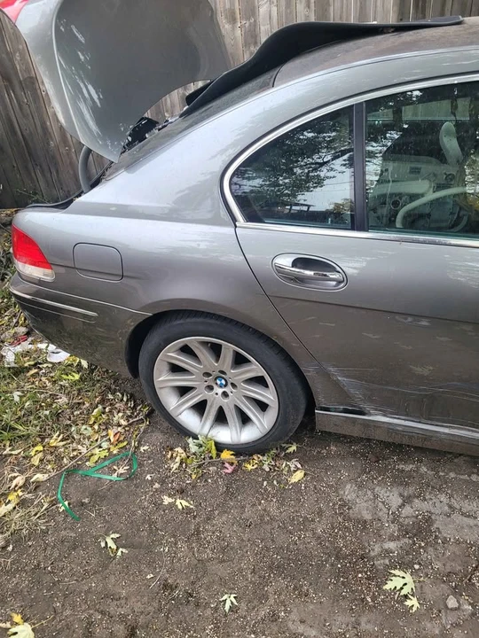 2006 BMW E65/E66 750i & 760i Sedan - Image 2 of 5