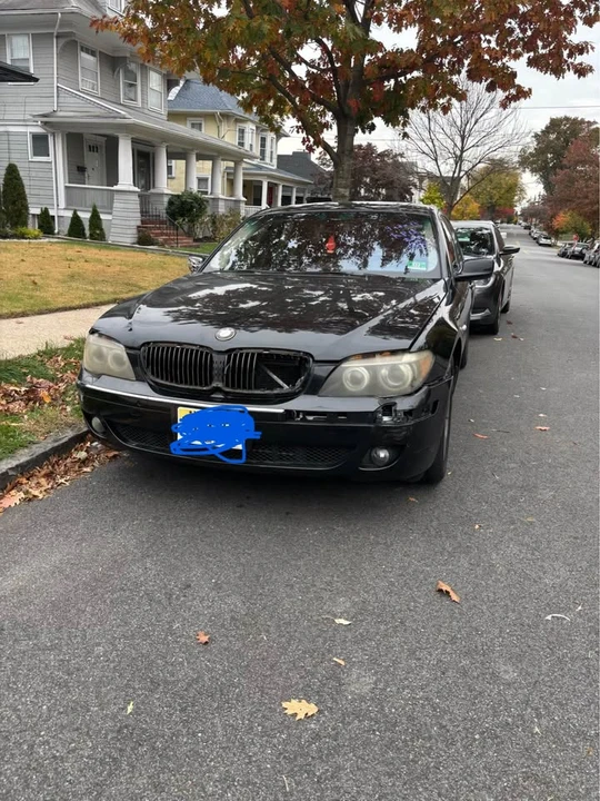 2006 BMW E65/E66 750i & 760i Sedan - Image 2 of 2