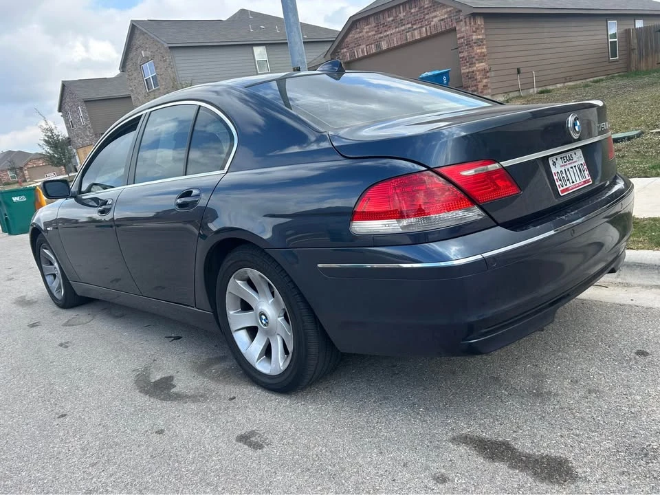 2006 BMW E65/E66 750i & 760i Sedan - Image 3 of 6