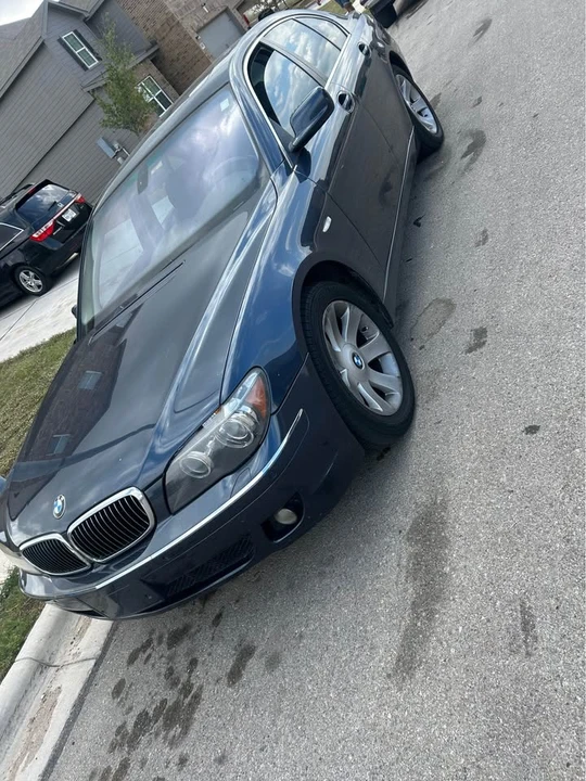 2006 BMW E65/E66 750i & 760i Sedan - Image 2 of 6