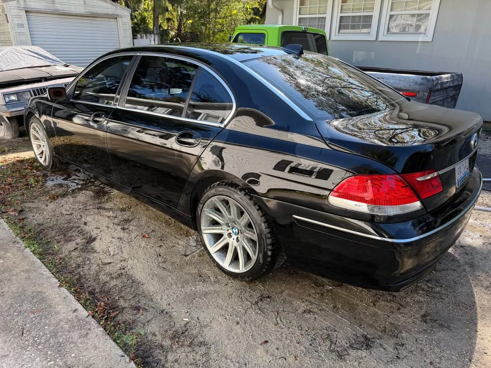 2006 BMW E65/E66 750i & 760i Sedan - Image 2 of 4