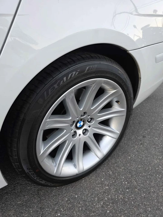 2006 BMW E65/E66 750i & 760i Sedan - Image 14 of 19