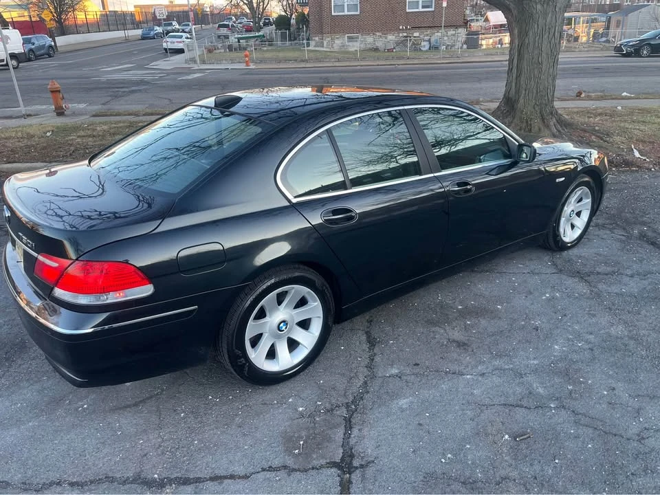2006 BMW E65/E66 750i & 760i Sedan - Image 4 of 4
