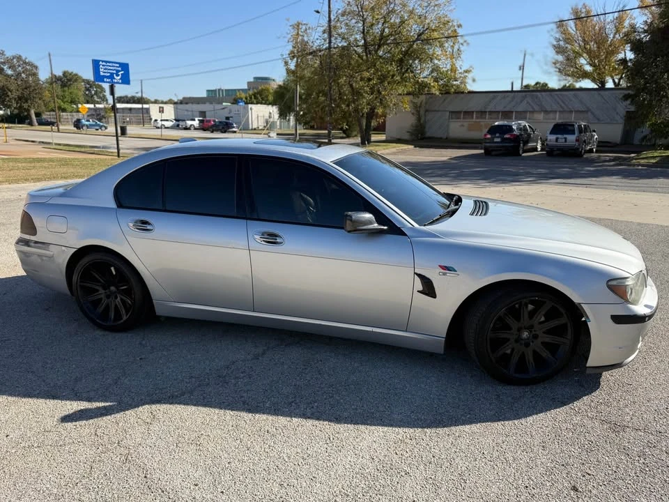 2006 BMW E65/E66 750i & 760i Sedan - Image 7 of 11