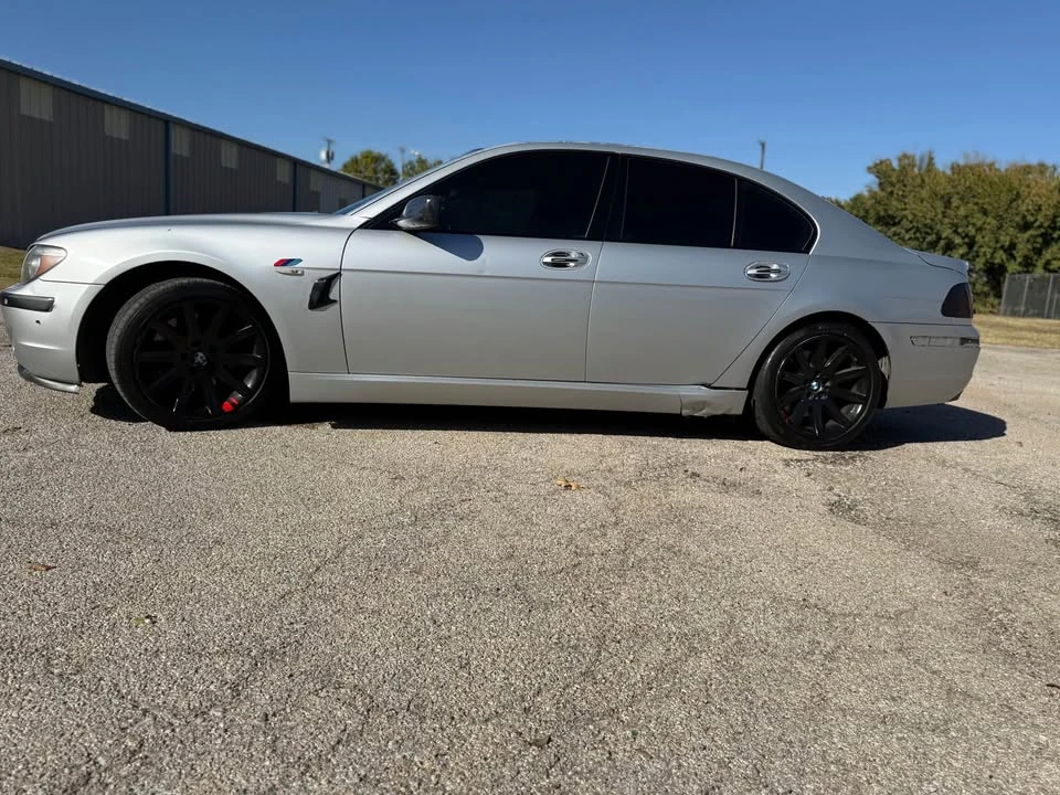 2006 BMW E65/E66 750i & 760i Sedan - Image 4 of 11