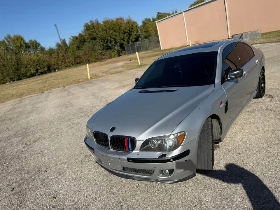 2006 BMW E65/E66 750i & 760i Sedan - Image 2 of 11