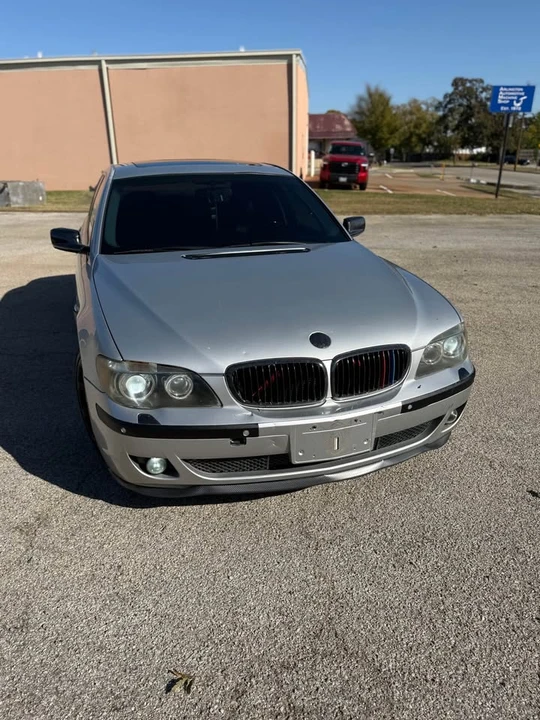 2006 BMW E65/E66 750i & 760i Sedan - Image 10 of 11