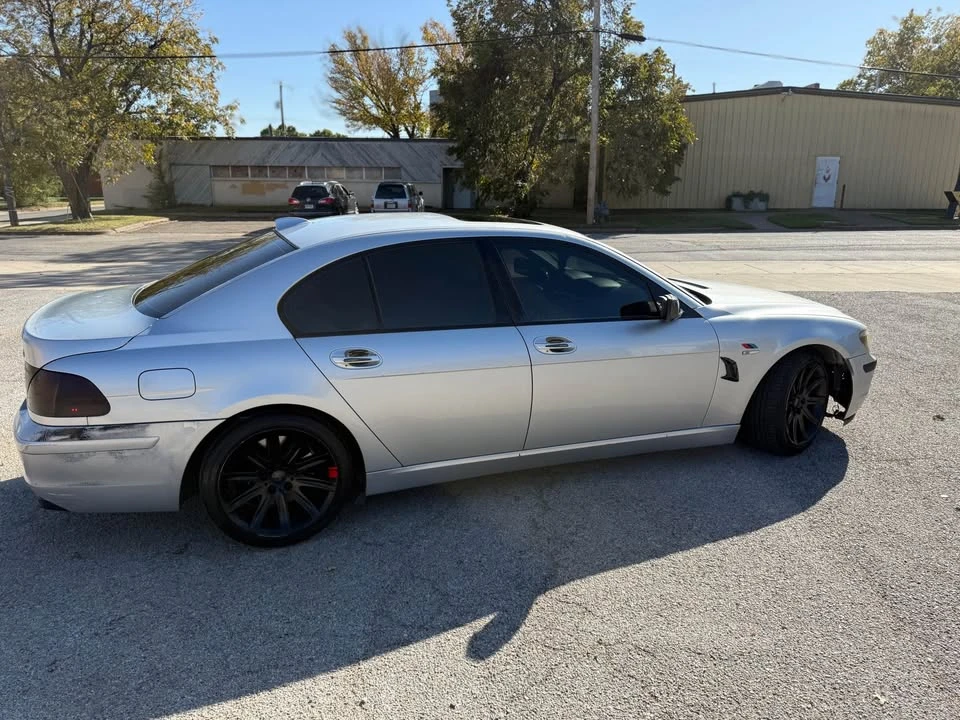 2006 BMW E65/E66 750i & 760i Sedan - Image 11 of 11