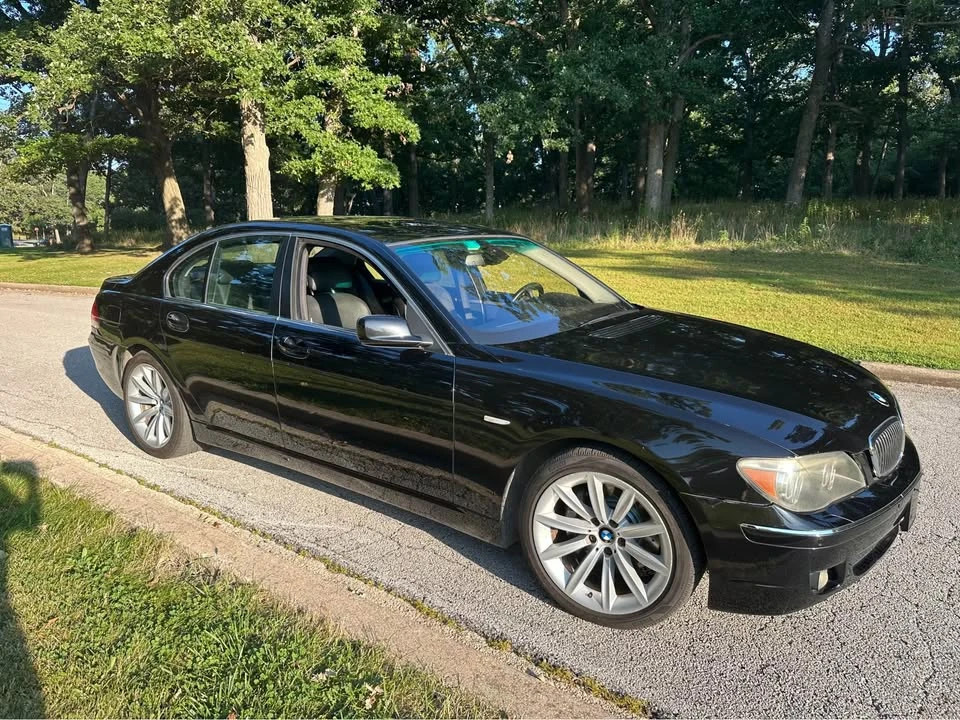 2006 BMW E65/E66 750i & 760i Sedan - Image 2 of 9