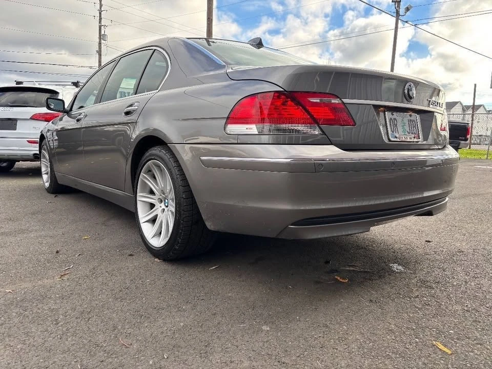 2006 BMW E65/E66 750i & 760i Sedan - Image 4 of 19